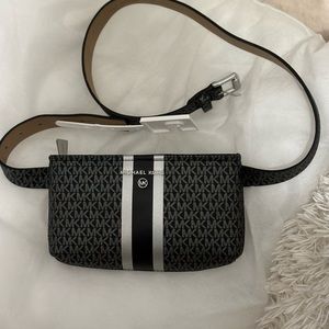 *Beautiful Michael Kors belt bag! Brand new, never used, be the first!